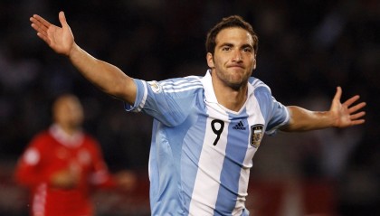 FB体育官网-全景追踪：最难的赛段、最刺激的超车瞬间，全景快讯