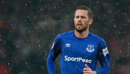 FB体育app-“足球场馆智能安保系统全面升级，确保比赛安全”，智能化足球场