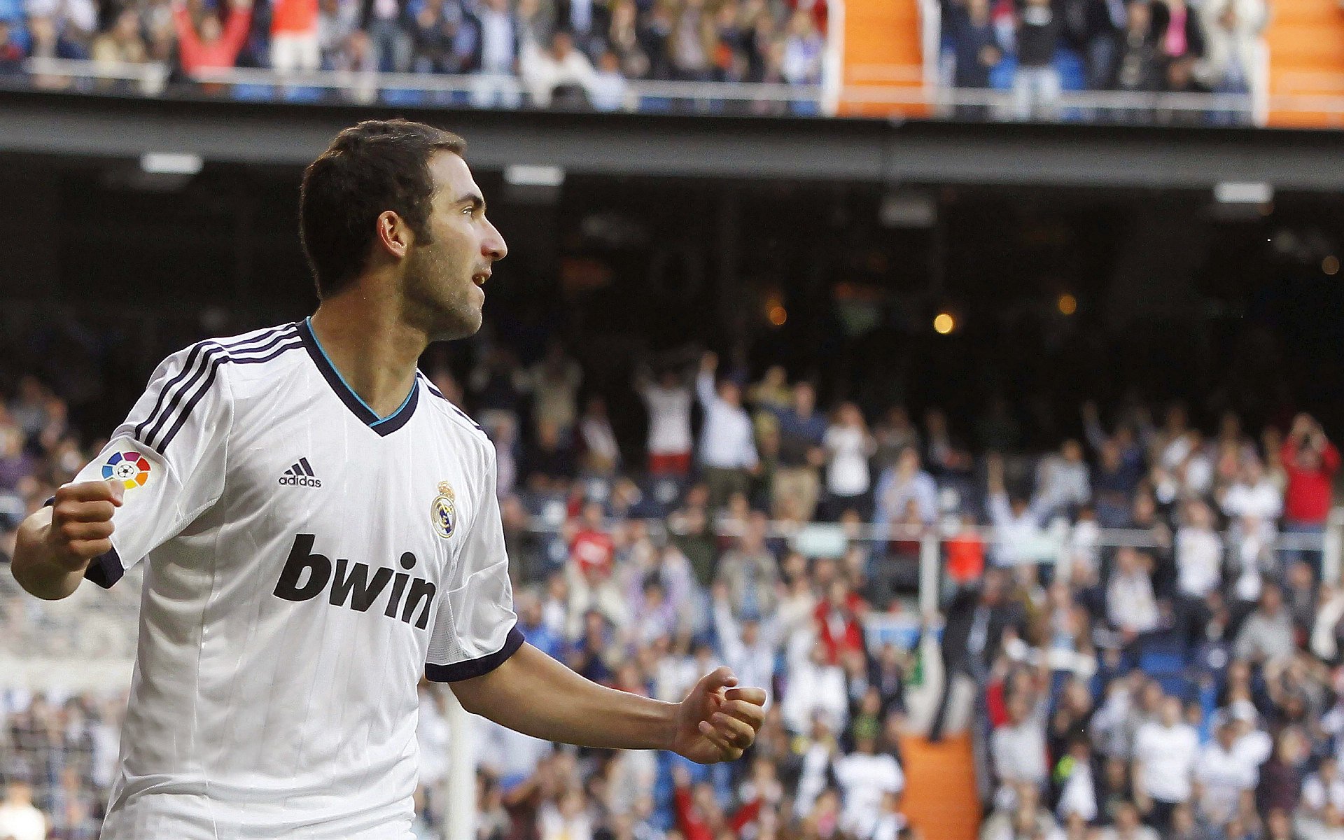 西班牙骑手胡安·卡洛斯·费尔南德斯在2024年世界马术锦标赛中获得个人障碍赛金牌。